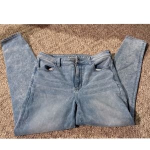 Women's Size 10 American Eagle Light wash Jeans